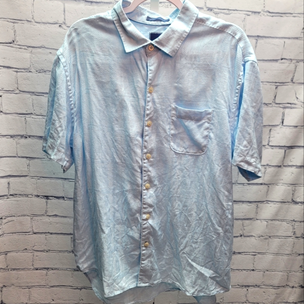 Tommy Bahama Men's Light Blue 100% Linen Casual Short Sleeve Button Up S…